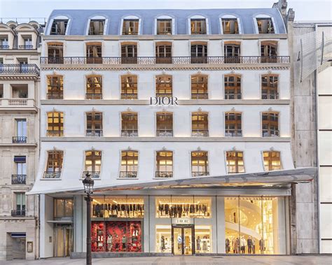 dior homme boutique paris|christian dior store in paris.